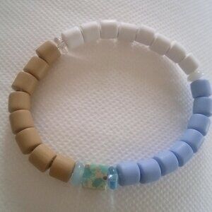 Bracelet...stretch bracelet...7" inches